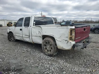 2003 Chevrolet Silverado 1500 LT with VIN 2GCEC19T031313011, listed as a Copart auction lot 87945515 with 360,196 mi miles and Salvage Title. Bid and sale history available at carsss.com. Image 2.