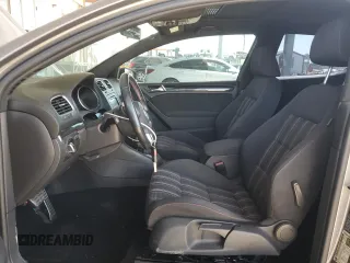 2013 Volkswagen GTI w/Conv & Sunroof z VIN WVWFD7AJ4DW031740, wystawiony jako Copart lot #70099084 z przebiegiem 130 193 mil mil oraz Szkoda całkowita • Salvage title. Historia ofert i sprzedaży dostępna na DreamBid. Obrazek 7.