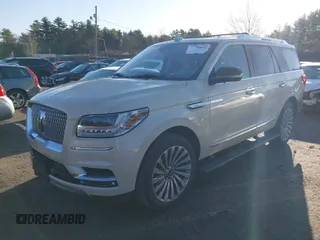 2018 Lincoln Navigator Reserve with VIN 5LMJJ2LT7JEL10453, listed as a IAAI auction lot 41940915 with 97,941 mi miles. Bid and sale history available at carsss.com. Image 17.