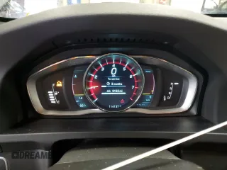 2015 Volvo V60 z VIN YV1612SC8F1212622, wystawiony jako Copart lot #58492135 z przebiegiem 114 137 mil mil oraz Tytuł czysty. Historia ofert i sprzedaży dostępna na DreamBid. Obrazek 9.