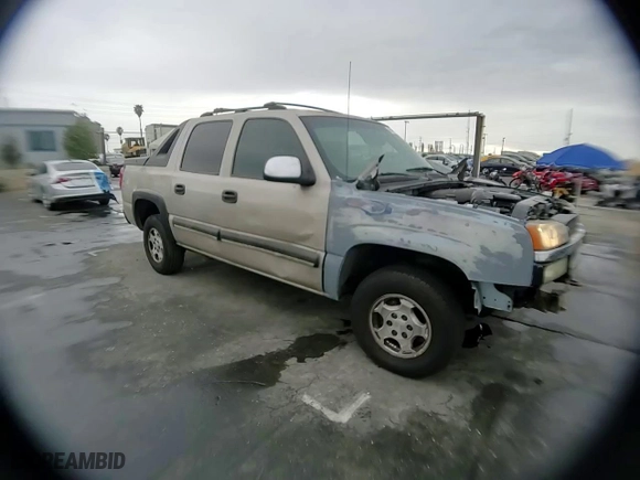 2004 Chevrolet Avalanche Z66 with VIN 3GNEC12T44G128485, listed as a Copart auction lot 48349215 with 196,190 mi miles and Salvage Title. Bid and sale history available at carsss.com. Image 11.