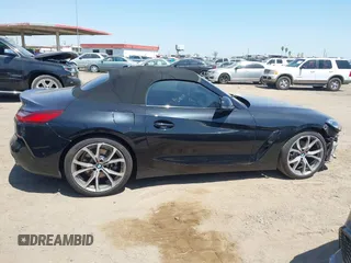 2020 BMW Z4 sDrive30i z VIN WBAHF3C06LWW72769, wystawiony jako IAAI lot #42458058 z przebiegiem 38 448 mil mil oraz . Historia ofert i sprzedaży dostępna na DreamBid. Obrazek 13.