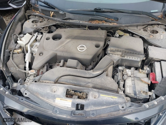 2013 Nissan Altima 2.5 S with VIN 1N4AL3AP4DN502839, listed as a IAAI auction lot 38739287 with 135,951 mi miles. Bid and sale history available at carsss.com. Image 10.