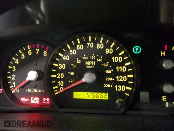 2005 Kia Sorento LX with VIN KNDJD733255391380, listed as a Copart auction lot 44764535 with 129,652 mi miles and Salvage Title. Bid and sale history available at carsss.com. Image 9.