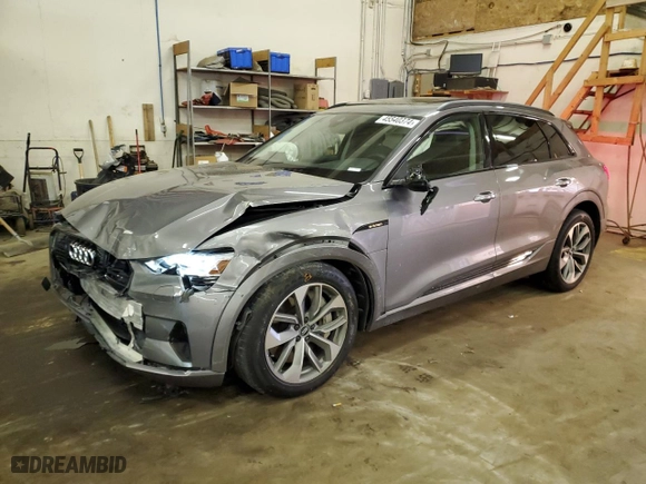2021 Audi e-tron Premium with VIN WA1AAAGE6MB003112, listed as a Copart auction lot 45540374 with 21,033 mi miles. Bid and sale history available at carsss.com. Image 1.