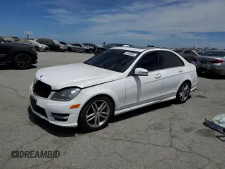 2013 Mercedes-Benz C 250 Sport с VIN WDDGF4HB6DR242731, выставлен на аукционе Copart как лот 63685885 с пробегом 95 789 миль миль и Списание • Salvage title. История ставок и продаж доступна на DreamBid. Изображение 1.