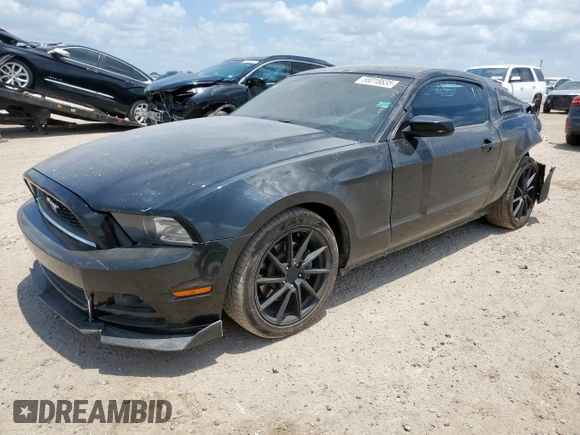 2014 Ford Mustang V6 z VIN 1ZVBP8AM5E5240978, wystawiony jako Copart lot #58018635 z przebiegiem 176 267 mil mil oraz Szkoda całkowita • Salvage title. Historia ofert i sprzedaży dostępna na DreamBid. Obrazek 1.