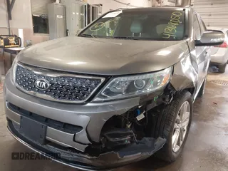 2015 Kia Sorento SX with VIN 5XYKWDA74FG617737, listed as a IAAI auction lot 41368050 with 96,763 mi miles. Bid and sale history available at carsss.com. Image 19.