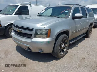2011 Chevrolet Suburban LT с VIN 1GNSCJE02BR341808, выставлен на аукционе IAAI как лот 42394173 с пробегом 192 172 миль миль и . История ставок и продаж доступна на DreamBid. Изображение 17.