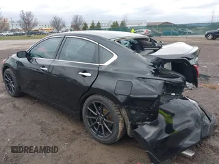 2017 Nissan Altima S z VIN 1N4AL3APXHC477642, wystawiony jako IAAI lot #41914041 z przebiegiem 153 717 mil mil oraz . Historia ofert i sprzedaży dostępna na DreamBid. Obrazek 3.