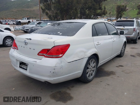 2006 Toyota Avalon XL with VIN 4T1BK36B66U084321, listed as a IAAI auction lot 41934642 with 204,642 mi miles and . Bid and sale history available at DreamBid. Image 4.