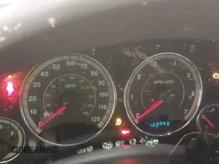 2007 Jeep Liberty Limited z VIN 1J4GL58K07W668939, wystawiony jako IAAI lot #41848902 z przebiegiem 122 993 mil mil oraz . Historia ofert i sprzedaży dostępna na DreamBid. Obrazek 7.