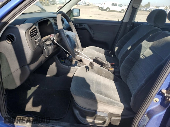 1998 Volkswagen Jetta z VIN 3VWRB81H3WM156525, wystawiony jako Copart lot #42262735 z przebiegiem 83 473 mil mil oraz Czysty tytuł • Clean title. Historia ofert i sprzedaży dostępna na DreamBid. Obrazek 7.
