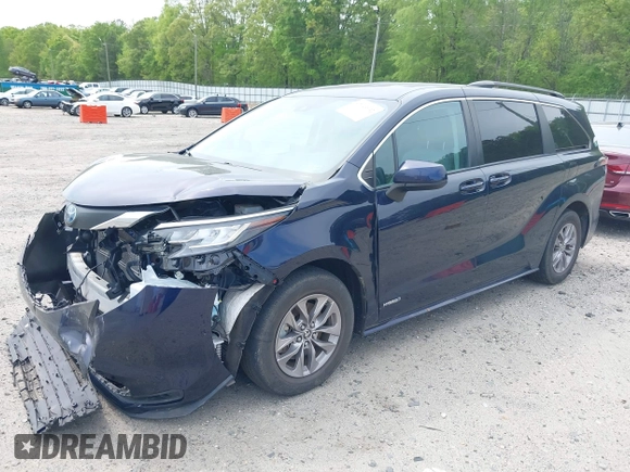 2021 Toyota Sienna LE z VIN 5TDKRKEC4MS024401, wystawiony jako IAAI lot #42043932 z przebiegiem 37 417 mil mil oraz . Historia ofert i sprzedaży dostępna na DreamBid. Obrazek 17.