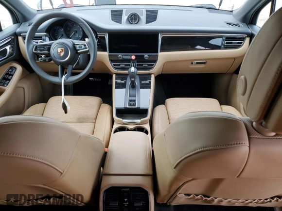 2025 Porsche Macan z VIN WP1AA2A52SLB00527, wystawiony jako Copart lot #47175915 z przebiegiem Nie podano mil oraz Nie do naprawy • Non repairable. Historia ofert i sprzedaży dostępna na DreamBid. Obrazek 8.