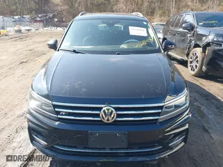 2020 Volkswagen Tiguan SEL Premium R-Line with VIN 3VV4B7AX8LM164745, listed as a IAAI auction lot 41628418 with 38,353 mi miles. Bid and sale history available at carsss.com. Image 13.