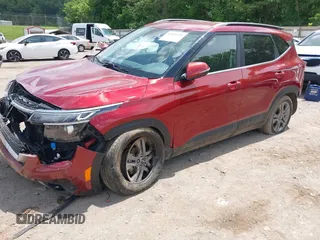 2023 Kia Seltos S z VIN KNDEU2AA0P7424566, wystawiony jako IAAI lot #42166456 z przebiegiem 30 194 mil mil oraz . Historia ofert i sprzedaży dostępna na DreamBid. Obrazek 2.