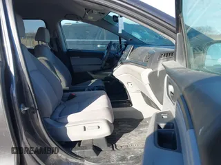 2019 Honda Odyssey LX with VIN 5FNRL6H21KB057139, listed as a IAAI auction lot 41422185 with 128,812 mi miles and . Bid and sale history available at DreamBid. Image 5.