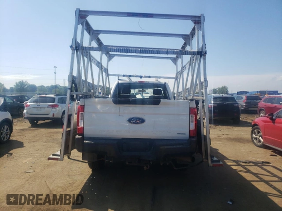 2017 Ford F-250 XL with VIN 1FTBF2A64HEB78868, listed as a Copart auction lot 72044544 with 148,215 mi miles and Salvage title. Bid and sale history available at DreamBid. Image 6.