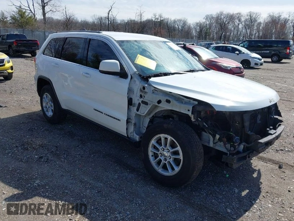 2018 Jeep Grand Cherokee Laredo E with VIN 1C4RJEAG3JC300760, listed as a IAAI auction lot 41811734 with 131,406 mi miles. Bid and sale history available at carsss.com. Image 1.