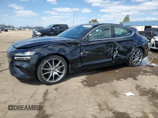 2023 Genesis G70 2.0T z VIN KMTG34TA4PU121426, wystawiony jako Copart lot #52968245 z przebiegiem 27 888 mil mil oraz Tytuł czysty. Historia ofert i sprzedaży dostępna na DreamBid. Obrazek 1.