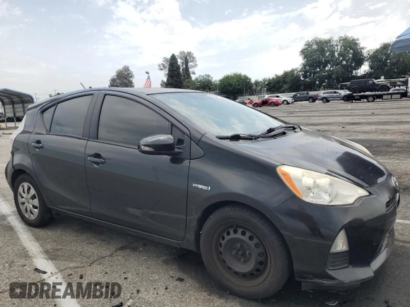 2013 Toyota Prius One z VIN JTDKDTB36D1048902, wystawiony jako Copart lot #59349625 z przebiegiem 202 882 mil mil oraz Szkoda całkowita • Salvage title. Historia ofert i sprzedaży dostępna na DreamBid. Obrazek 4.