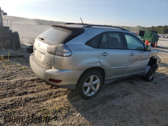 2004 Lexus RX 330 with VIN 2T2HA31U54C018889, listed as a Copart auction lot 70230914 with 180,080 mi miles and Salvage Title. Bid and sale history available at carsss.com. Image 3.