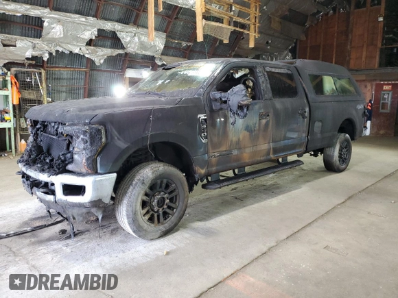 2017 Ford F-250 Lariat z VIN 1FT7W2BT7HED48036, wystawiony jako Copart lot #57993455 z przebiegiem Nie podano mil oraz Szkoda całkowita • Salvage title. Historia ofert i sprzedaży dostępna na DreamBid. Obrazek 1.