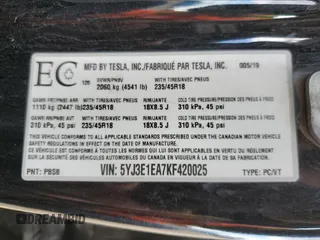 2019 Tesla Model 3 Mid Range z VIN 5YJ3E1EA7KF420025, wystawiony jako Copart lot #56149015 z przebiegiem 253 771 mil mil oraz Szkoda całkowita • Salvage title. Historia ofert i sprzedaży dostępna na DreamBid. Obrazek 12.