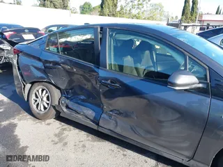 2019 Toyota Prius L Eco with VIN JTDKARFU8K3099401, listed as a IAAI auction lot 41939253 with 47,760 mi miles. Bid and sale history available at carsss.com. Image 6.