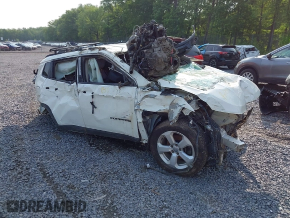 2018 Jeep Compass Latitude with VIN 3C4NJDBB4JT270975, listed as a IAAI auction lot 42477582 with 98,629 mi miles and . Bid and sale history available at DreamBid. Image 1.