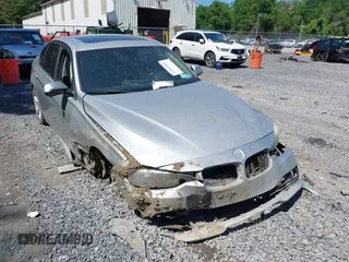 2013 BMW 3 Series 328i xDrive with VIN WBA3B5C53DF593056, listed as a IAAI auction lot 42560965 with 130,644 mi miles and . Bid and sale history available at DreamBid. Image 6.