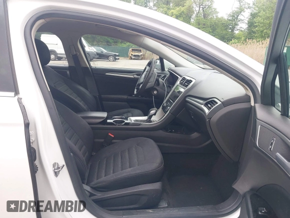 2013 Ford Fusion SE with VIN 3FA6P0H76DR106133, listed as a IAAI auction lot 42180076 with 199,398 mi miles and . Bid and sale history available at DreamBid. Image 5.