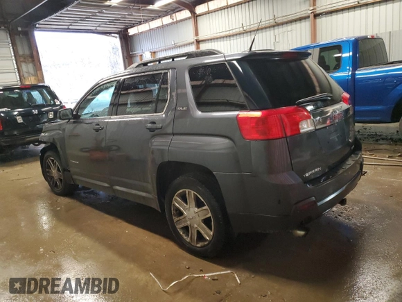 2011 GMC Terrain SLE-2 with VIN 2CTFLTE56B6381634, listed as a Copart auction lot 83020524 with 113,528 mi miles and Salvage Title. Bid and sale history available at carsss.com. Image 2.