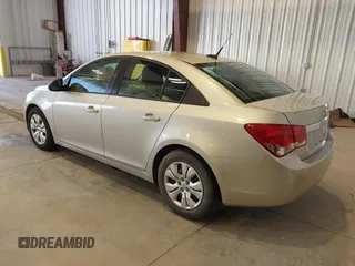 2014 Chevrolet Cruze LS with VIN 1G1PA5SH5E7231298, listed as a IAAI auction lot 42159916 with 179,921 mi miles and . Bid and sale history available at carsss.com. Image 3.