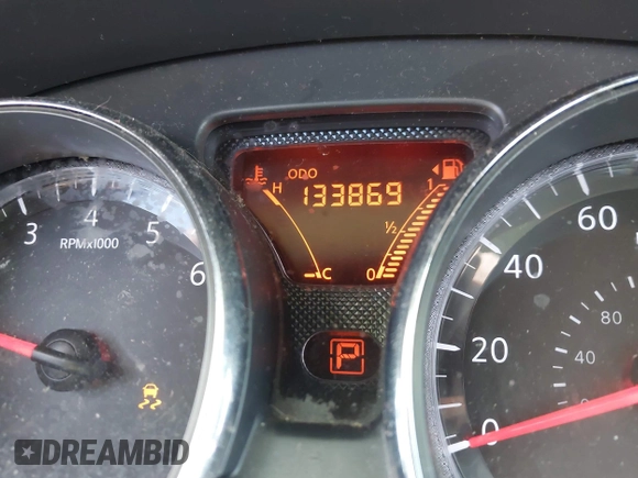 2014 Nissan Note SV with VIN 3N1CE2CP1EL435884, listed as a IAAI auction lot 42018326 with 133,869 mi miles and . Bid and sale history available at DreamBid. Image 7.