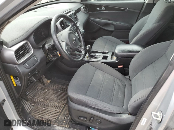 2016 Kia Sorento LX with VIN 5XYPGDA31GG010485, listed as a Copart auction lot 50416555 with 151,997 mi miles and Salvage Title. Bid and sale history available at DreamBid. Image 7.