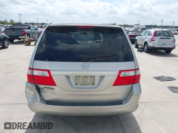2007 Honda Odyssey LX with VIN 5FNRL38277B507690, listed as a IAAI auction lot 41718540 with 508,172 mi miles. Bid and sale history available at carsss.com. Image 17.