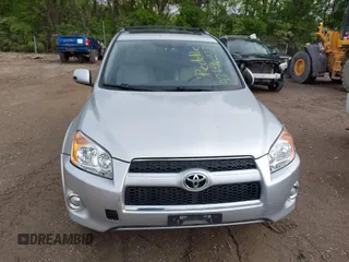 2012 Toyota RAV4 Limited with VIN 2T3DF4DVXCW262203, listed as a IAAI auction lot 42196303 with 154,302 mi miles. Bid and sale history available at carsss.com. Image 12.