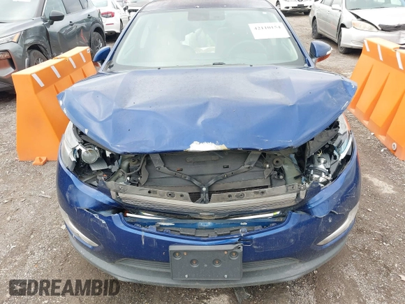 2013 Chevrolet Volt with VIN 1G1RA6E4XDU108751, listed as a IAAI auction lot 42110154 with 184,461 mi miles and . Bid and sale history available at carsss.com. Image 6.