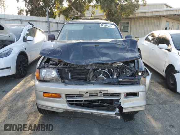 1999 Mitsubishi Montero LS z VIN JA4LS31H5XP006983, wystawiony jako Copart lot #88288455 z przebiegiem 161 647 mil mil oraz Czysty tytuł • Clean title. Historia ofert i sprzedaży dostępna na DreamBid. Obrazek 5.