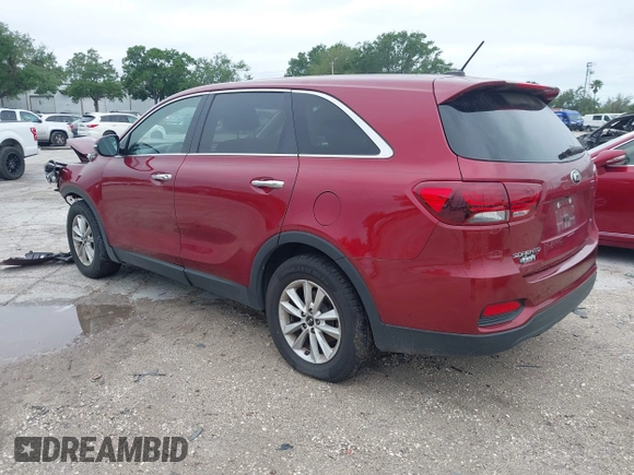 2020 Kia Sorento LX with VIN 5XYPG4A31LG686087, listed as a IAAI auction lot 41976544 with 111,158 mi miles and . Bid and sale history available at DreamBid. Image 3.