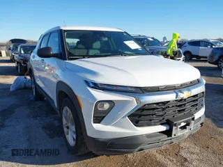 2024 Chevrolet TrailBlazer LS with VIN KL79MMS23RB132959, listed as a IAAI auction lot 41207961 with 18,698 mi miles. Bid and sale history available at carsss.com. Image 1.