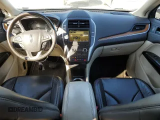 2016 Lincoln MKC Reserve with VIN 5LMTJ3DH8GUJ18868, listed as a Copart auction lot 89339255 with 60,298 mi miles and Salvage Title. Bid and sale history available at DreamBid. Image 8.