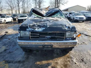 1988 Ford Bronco Custom with VIN 1FMEU15H1JLA39738, listed as a Copart auction lot 48464485 with 44,014 mi miles and Salvage Title. Bid and sale history available at carsss.com. Image 5.