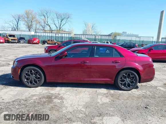2019 Chrysler 300 with VIN 2C3CCAGG0KH586117, listed as a IAAI auction lot 41923456 with 86,174 mi miles. Bid and sale history available at carsss.com. Image 14.