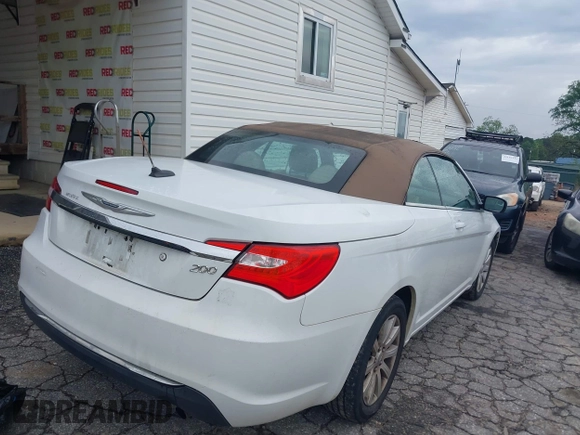 2012 Chrysler 200 Touring with VIN 1C3BCBEB1CN168649, listed as a IAAI auction lot 42111699 with 190,818 mi miles and . Bid and sale history available at DreamBid. Image 4.