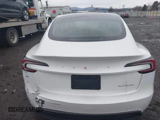 2025 Tesla Model 3 Long Range with VIN 5YJ3E1EB9SF890212, listed as a IAAI auction lot 41671411 with 3 mi miles and . Bid and sale history available at DreamBid. Image 16.