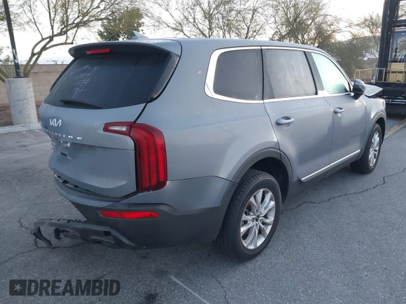 2022 Kia Telluride LX with VIN 5XYP2DHC7NG235365, listed as a IAAI auction lot 41434032 with 32,628 mi miles and . Bid and sale history available at DreamBid. Image 4.