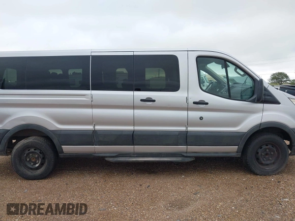 2016 Ford Transit XL z VIN 1FBZX2ZM3GKA80563, wystawiony jako IAAI lot #41874307 z przebiegiem 197 270 mil mil oraz . Historia ofert i sprzedaży dostępna na DreamBid. Obrazek 14.
